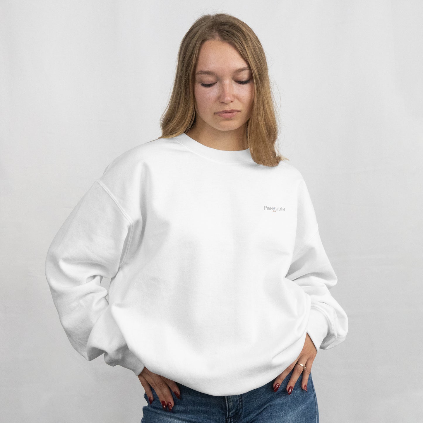 Embroidered Signature Sweatshirt – Unisex Fit